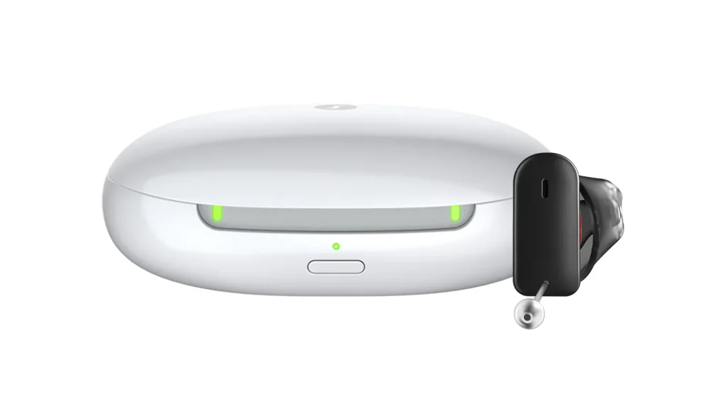 Signia CROS Silk IX hearing aid with charger